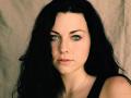 amy-lee-1024x768-16760 1302995594